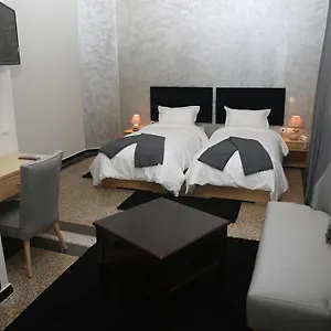 2* Otel Point Du Jour